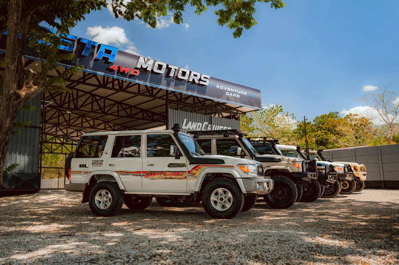 Costa Motors workshop in Santa Cruz
