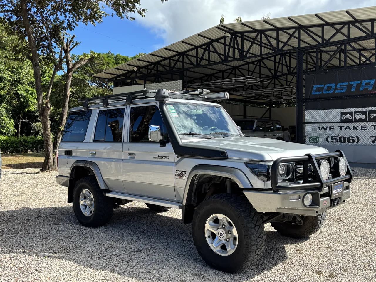 Toyota Land Cruiser 76 2022
