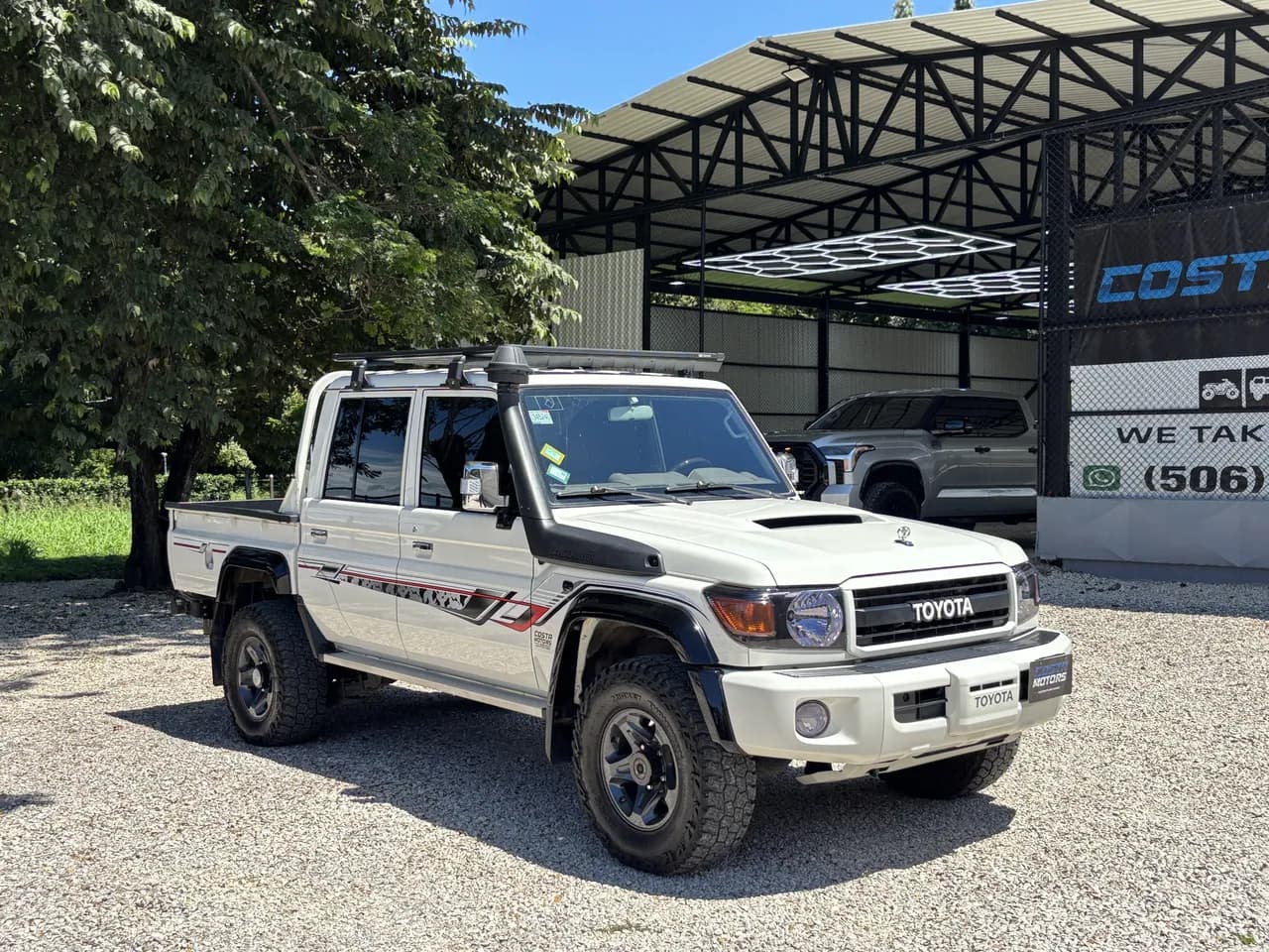 Toyota Land Cruiser 79 V8 Dubai Edition 2023