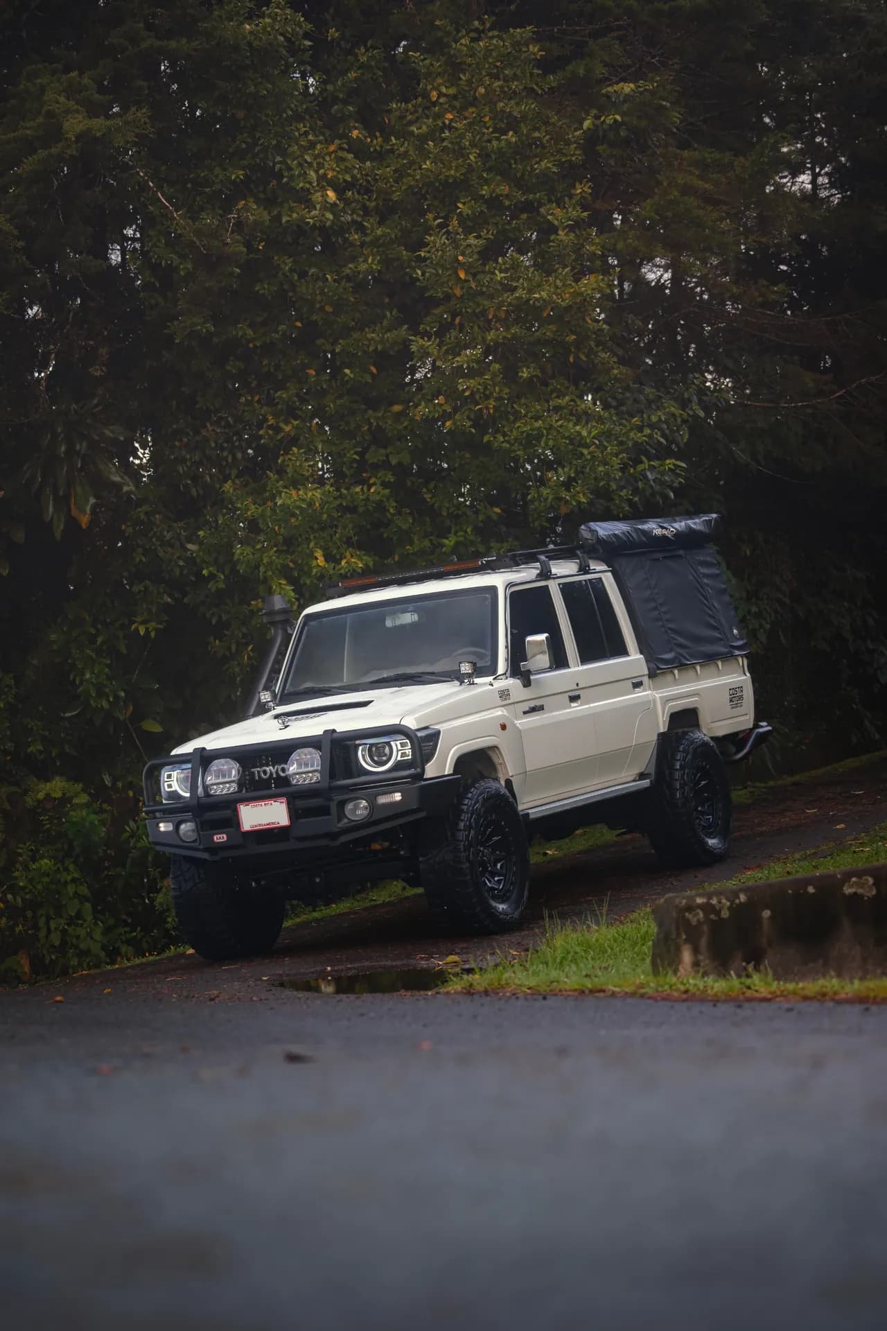 Toyota Land Cruiser 79 V8 2022